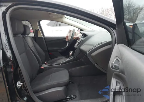 2016 Ford Focus S from USA, damaged, VIN 1FADP3E23GL258083